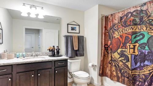 Popular attractions Area Nearby Property